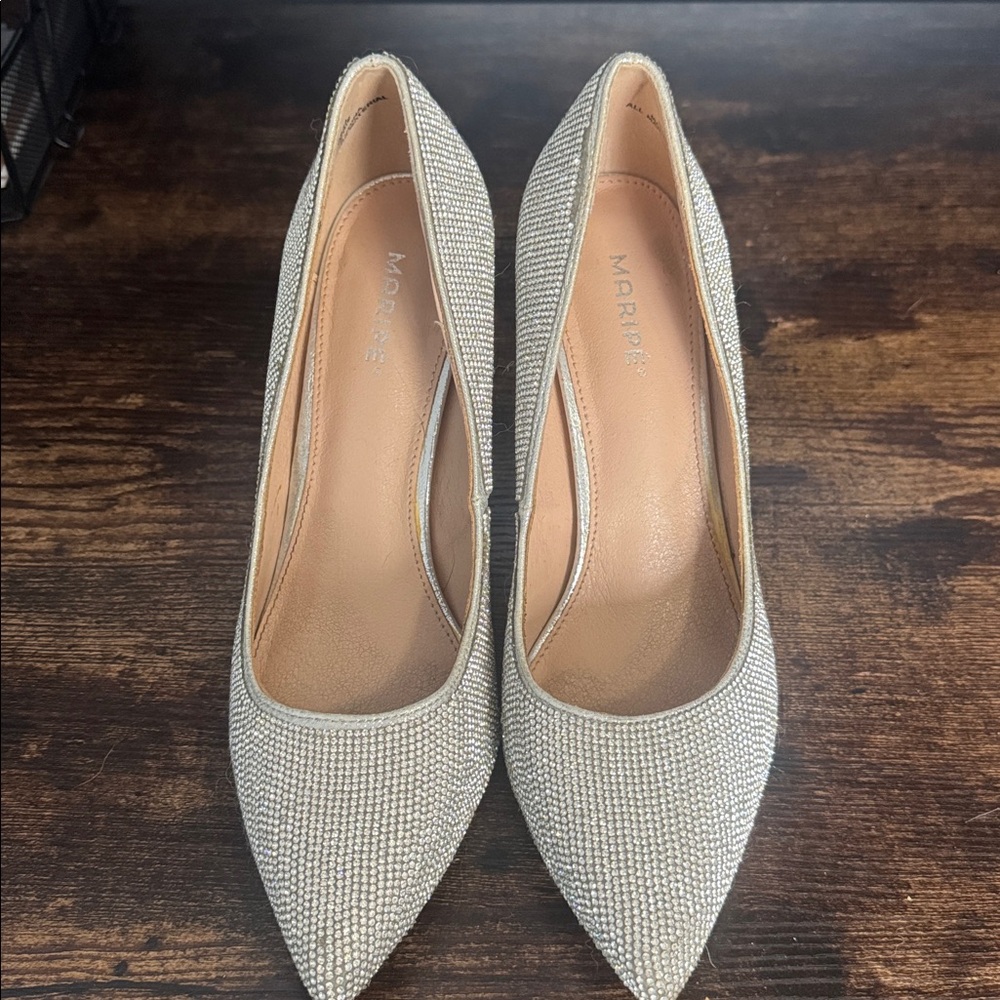 Maripe Sparkling Silver Pointed Pumps